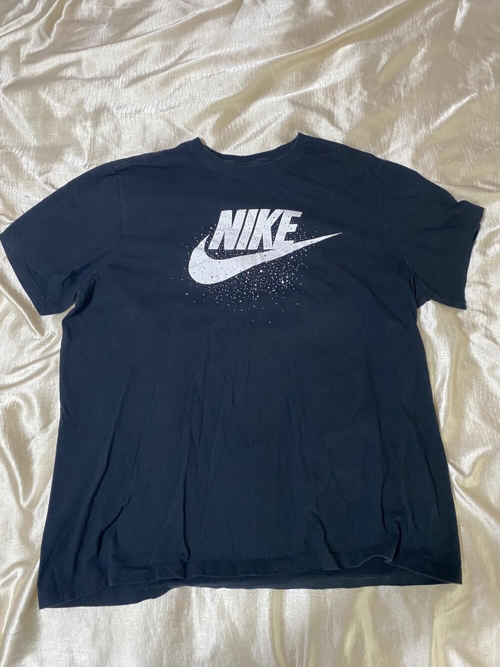 Nike The Nike Tee XL Black White Splatter Swoosh Graphic T Shirt Pre Owned